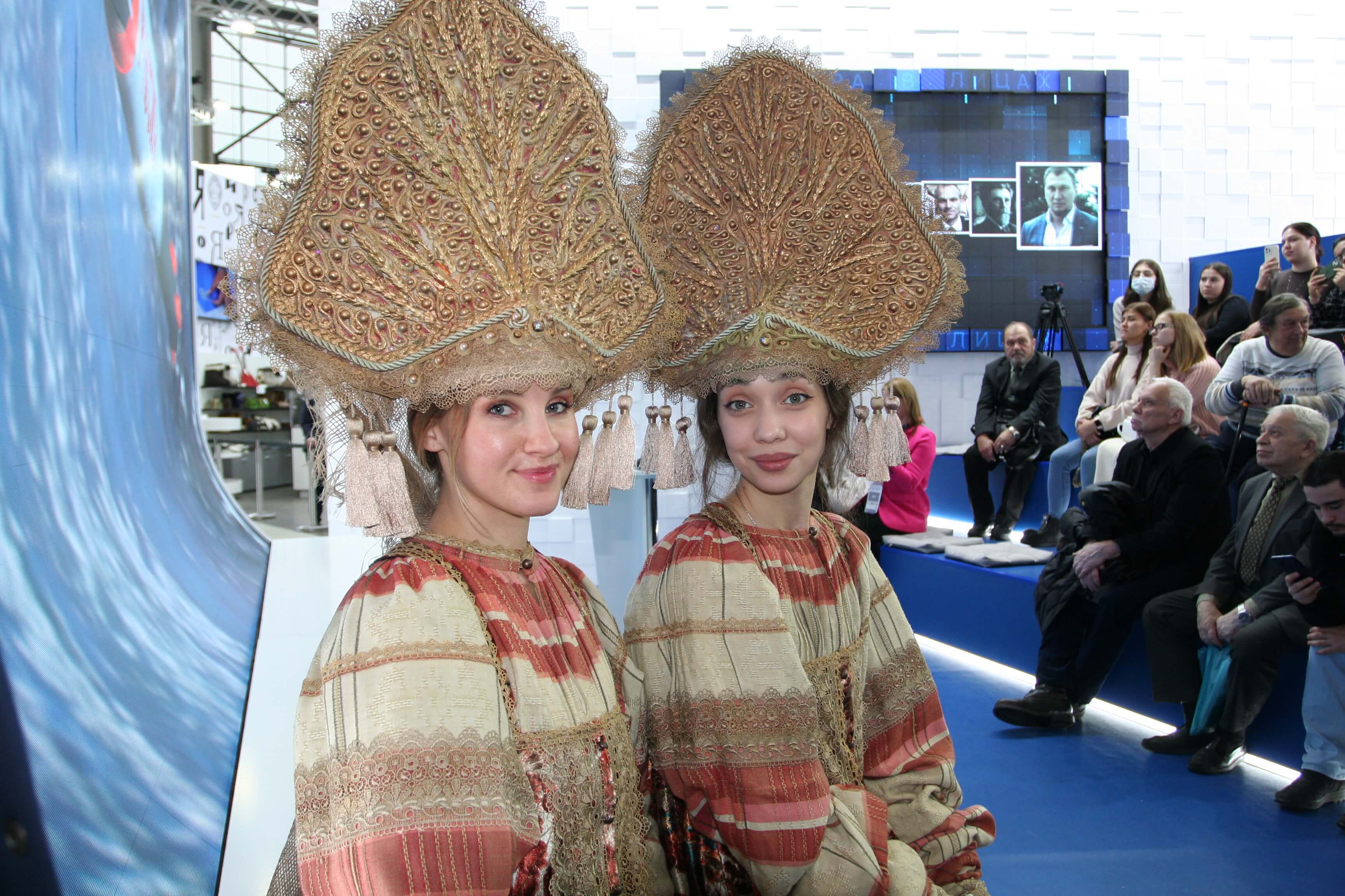 30 ноября 2023 года на Международной выставке-форуме "Россия" прошёл День Самарской области