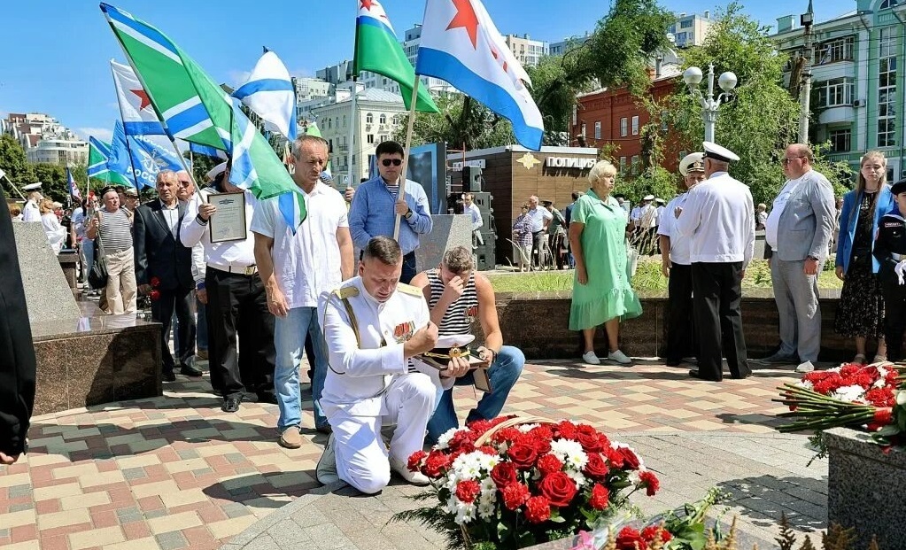Флотские традиции в Самаре свято чтут
